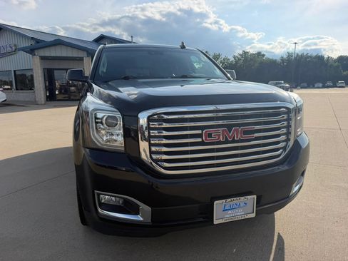 Used 2019 GMC Yukon SLT w/ Premium Edition AWD/4WD image 28