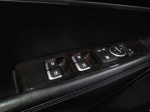 Used 2019 Kia Sorento S FWD image 27