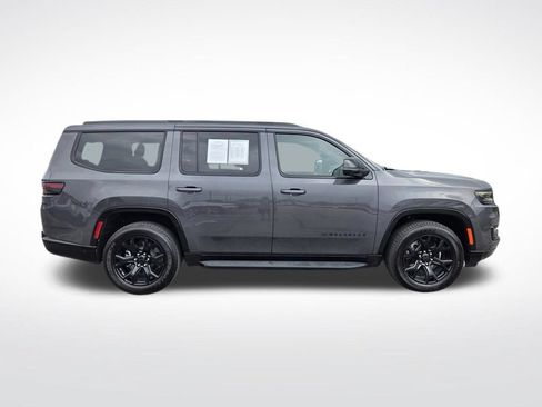 Used 2025 Jeep Wagoneer Series II w/ Convenience Group I RWD image 2