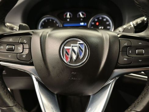 Used 2023 Buick Enclave Essence w/ Sport Touring Edition image 10