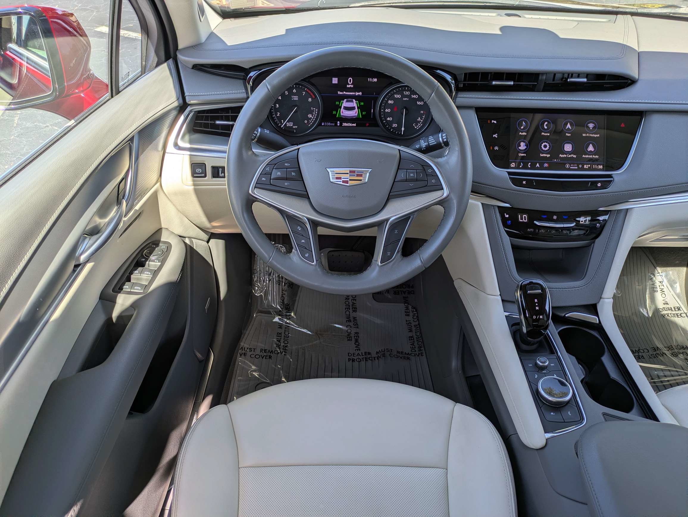 Used 2024 Cadillac XT5 Premium Luxury w/ Technology Package FWD image 14
