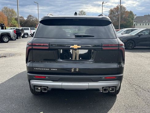 New 2026 Chevrolet Traverse LT w/ Driver Confidence Package image 29