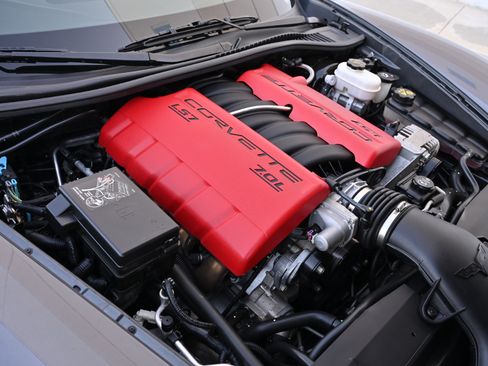 Used 2013 Chevrolet Corvette 427 w/ 1SC Preferred Equipment Group RWD image 57