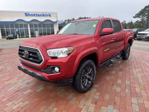 Used 2023 Toyota Tacoma SR5 RWD image 1