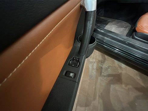 Used 2008 MAZDA MX-5 Miata Grand Touring w/ Premium Pkg image 18