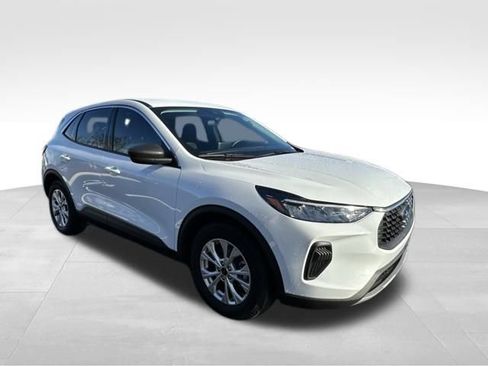 Used 2023 Ford Escape Active w/ Cold Weather Package image 11