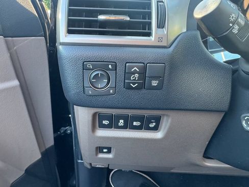 Used 2023 Lexus GX 460 Premium w/ Premium Package AWD/4WD image 21