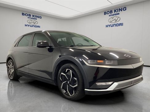 Certified 2024 Hyundai Ioniq 5 SEL RWD image 7