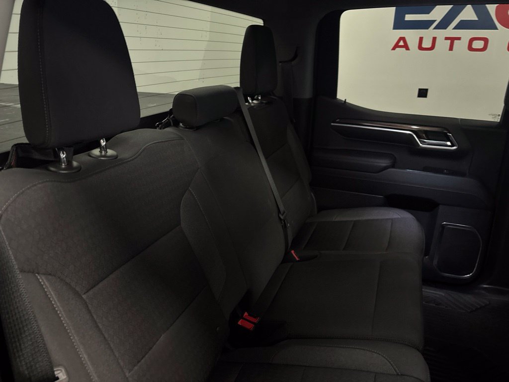 Used 2022 Chevrolet Silverado 1500 RST AWD/4WD image 37