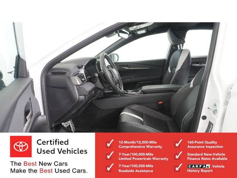 Certified 2025 Toyota Camry SE w/ Convenience Package image 11