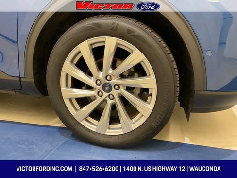 Used 2022 Ford Escape Titanium w/ Titanium Elite Package image 11