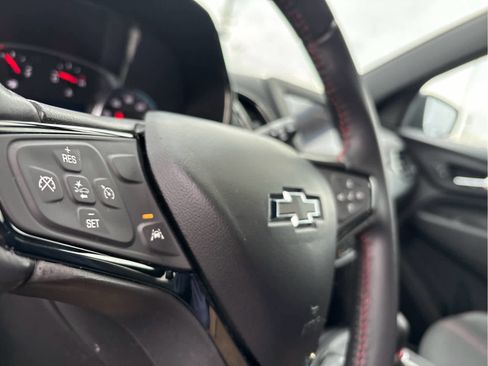 Certified 2022 Chevrolet Equinox RS w/ LPO, Floor Liner Package image 11