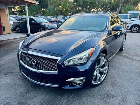 Used 2019 INFINITI Q70 L 3.7 w/ Sensory Package image 10