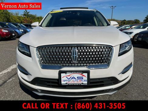 Used 2019 Lincoln MKC Reserve w/ MKC Climate Package image 2