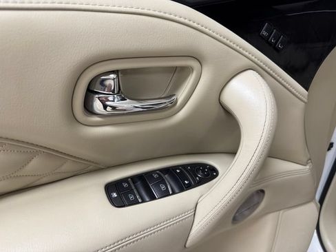 Used 2024 INFINITI QX80 Sensory RWD image 7