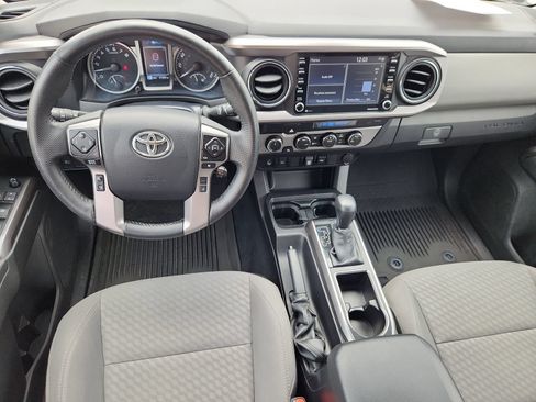 Used 2023 Toyota Tacoma SR5 w/ Technology Package AWD/4WD image 12