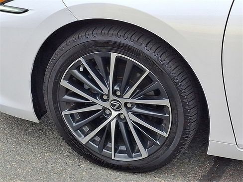 Used 2023 Lexus ES 350 350 w/ Premium Package image 29
