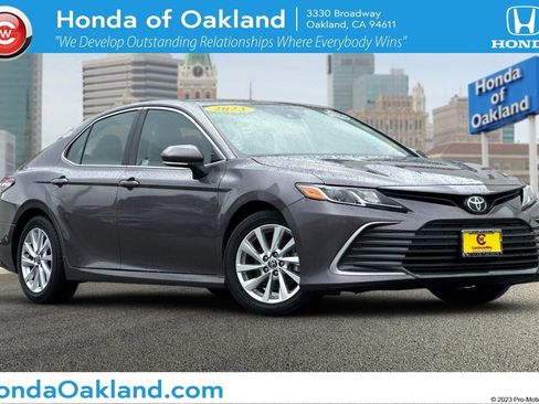 Used 2023 Toyota Camry LE image 1