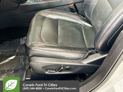 Used 2016 Ford Explorer Sport image 23