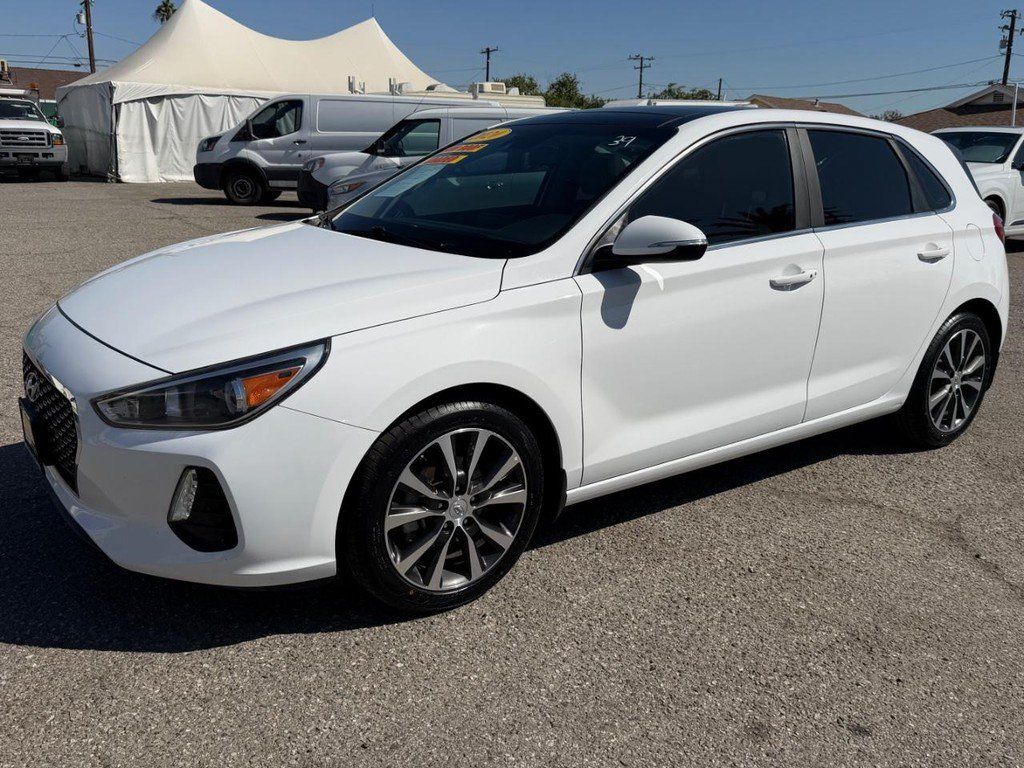 Used 2023 Hyundai Elantra SEL w/ Convenience Package FWD image 54