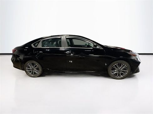 Used 2023 Kia Forte GT-Line w/ GT-Line Premium Package image 8