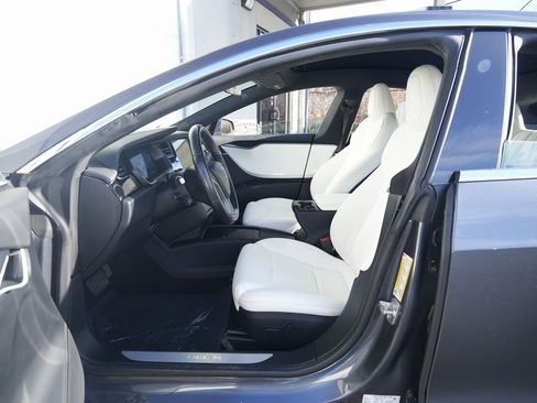 Used 2021 Tesla Model S Long Range Plus image 23