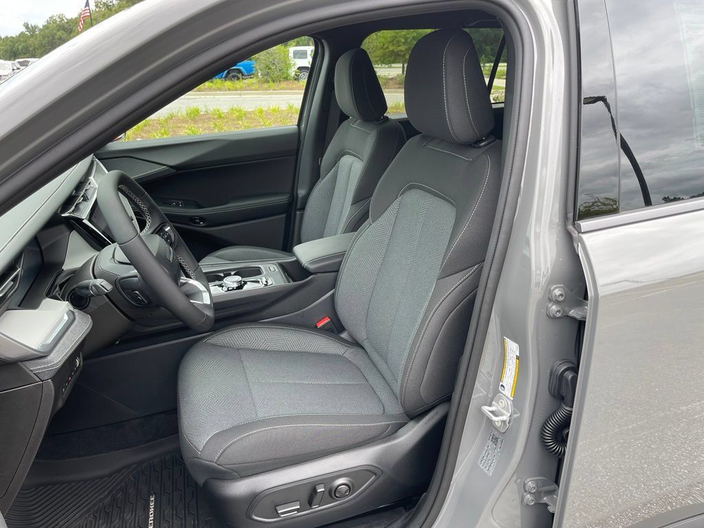 New 2026 Jeep Cherokee Laredo AWD/4WD image 32