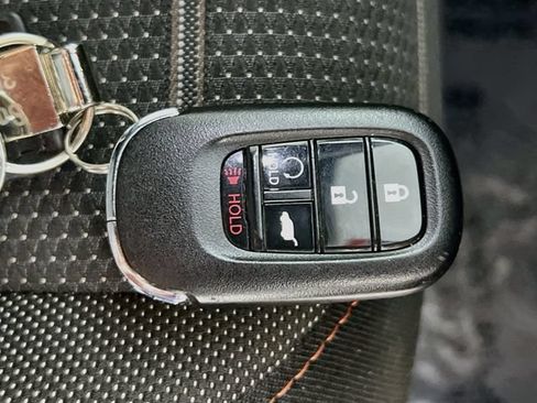Used 2023 Honda CR-V Sport image 33