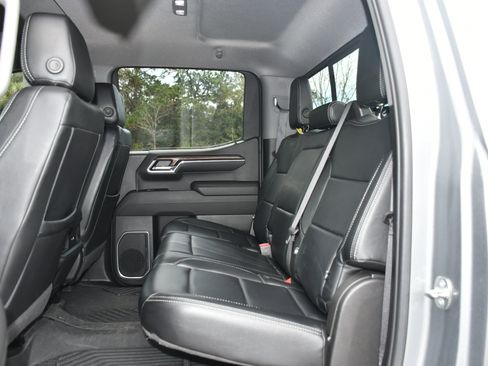 Used 2023 Chevrolet Silverado 1500 RST image 15