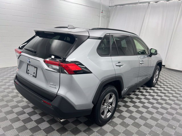 Used 2023 Toyota RAV4 XLE w/ Convenience Package AWD/4WD image 5