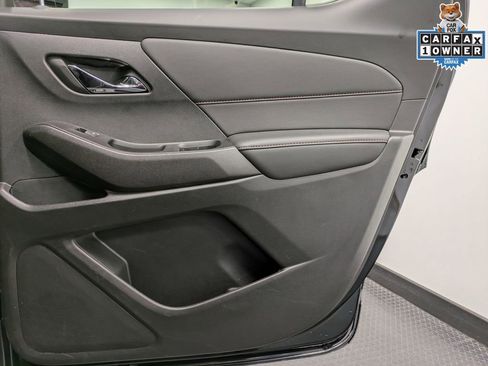 Used 2023 Chevrolet Traverse RS w/ LPO, Floor Liner Package AWD/4WD image 25