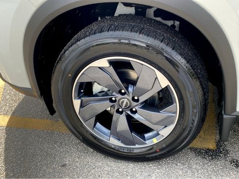 New 2026 Nissan Rogue SV w/ Cold Weather Package image 22