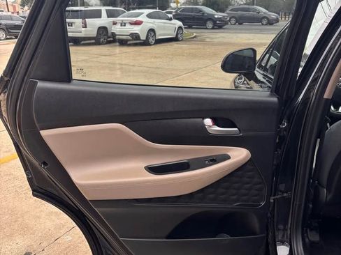 Used 2019 Hyundai Santa Fe SEL image 11