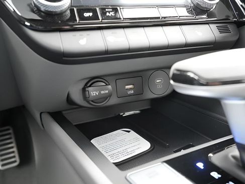 New 2026 Hyundai Elantra SEL Sport Premium FWD image 32