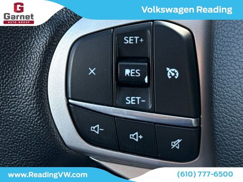 Used 2020 Ford Explorer XLT w/ Equipment Group 202A image 29