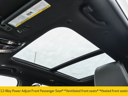 New 2025 Jeep Grand Cherokee Overland w/ Luxury Tech Group IV image 14