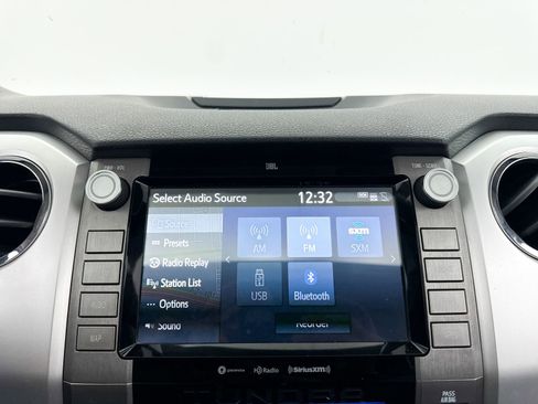 Used 2020 Toyota Tundra Limited w/ Limited Premium Package AWD/4WD image 19