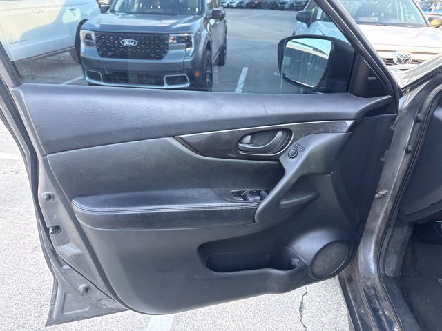 Used 2019 Nissan Rogue S FWD image 21