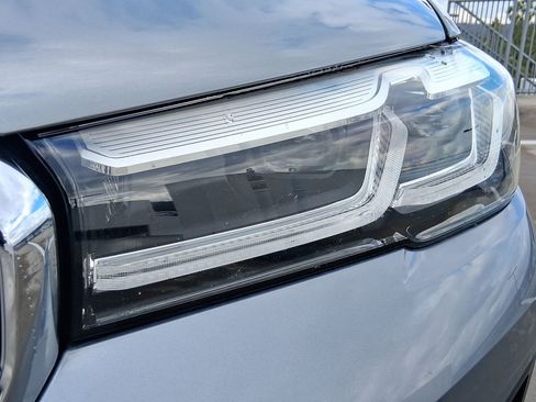 Certified 2023 BMW 530i 530i w/ Premium Package image 11