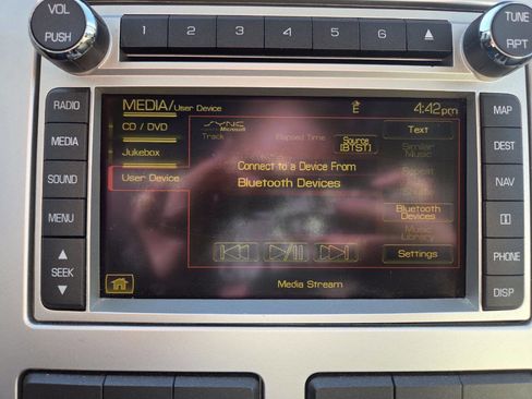 Used 2010 Lincoln MKX AWD image 37