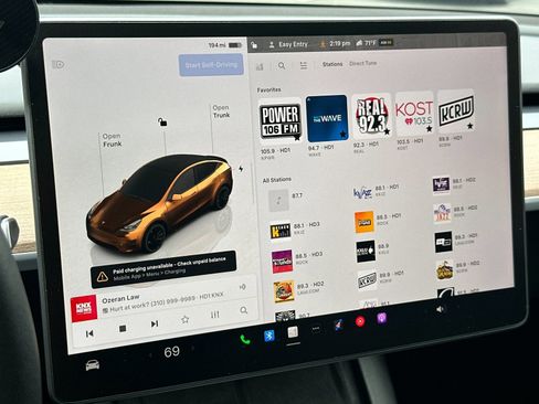 Used 2024 Tesla Model Y Performance AWD/4WD image 21