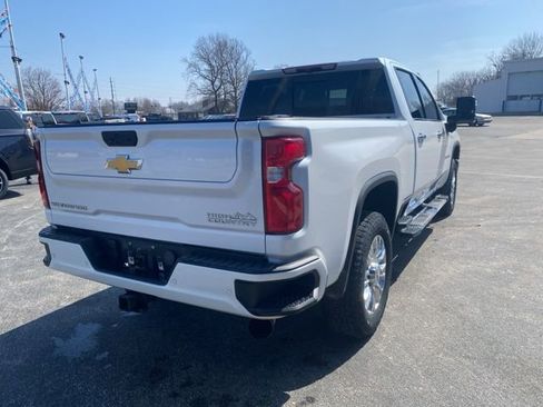 Used 2022 Chevrolet Silverado 2500 High Country image 5