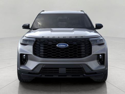 Used 2026 Ford Explorer ST-Line w/ ST-Line Street Pack AWD/4WD image 8