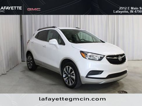 Used 2022 Buick Encore Preferred AWD/4WD image 1