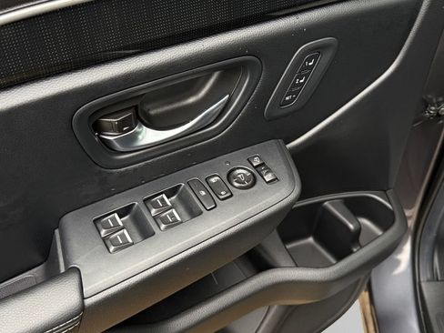 Used 2025 Honda Pilot Elite image 20
