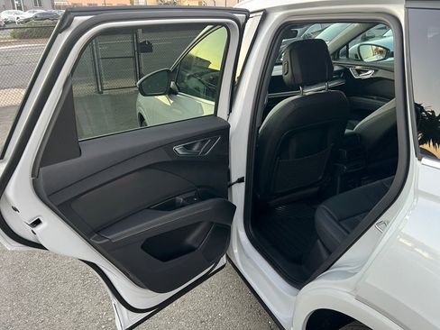 Used 2023 Audi Q4 e-tron Premium Plus w/ Premium Plus image 45