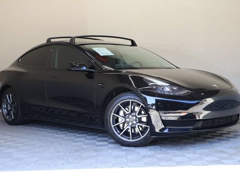 Used 2022 Tesla Model 3 Long Range AWD/4WD image 2
