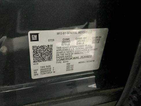 Used 2020 Chevrolet Traverse LT w/ LPO, Floor Liner Package image 31