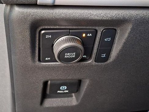 Certified 2025 Ford Expedition Max Active image 24