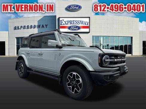Used 2023 Ford Bronco Outer Banks AWD/4WD image 11